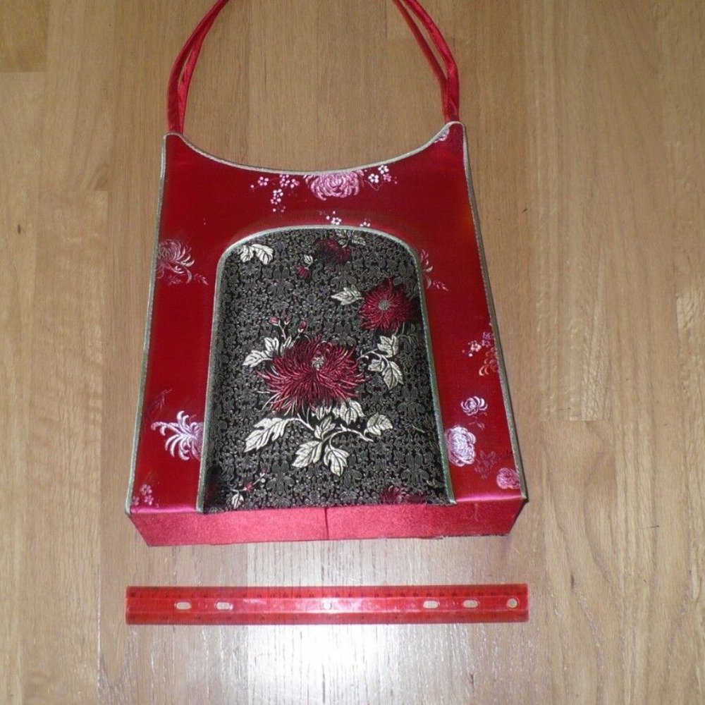 Yang Handbag - Picture 5 of 6